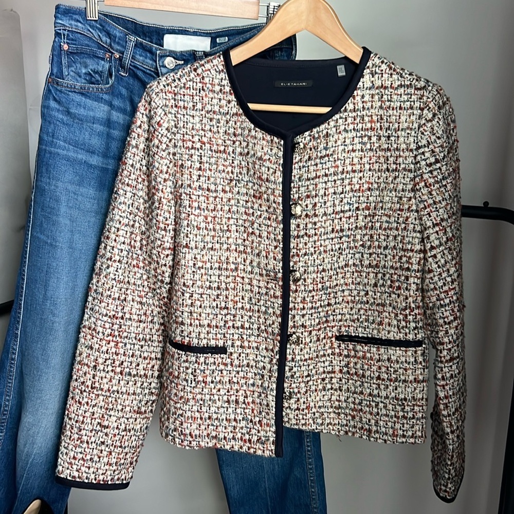 ELIE TAHARI Wool Blend Tweed Blazer